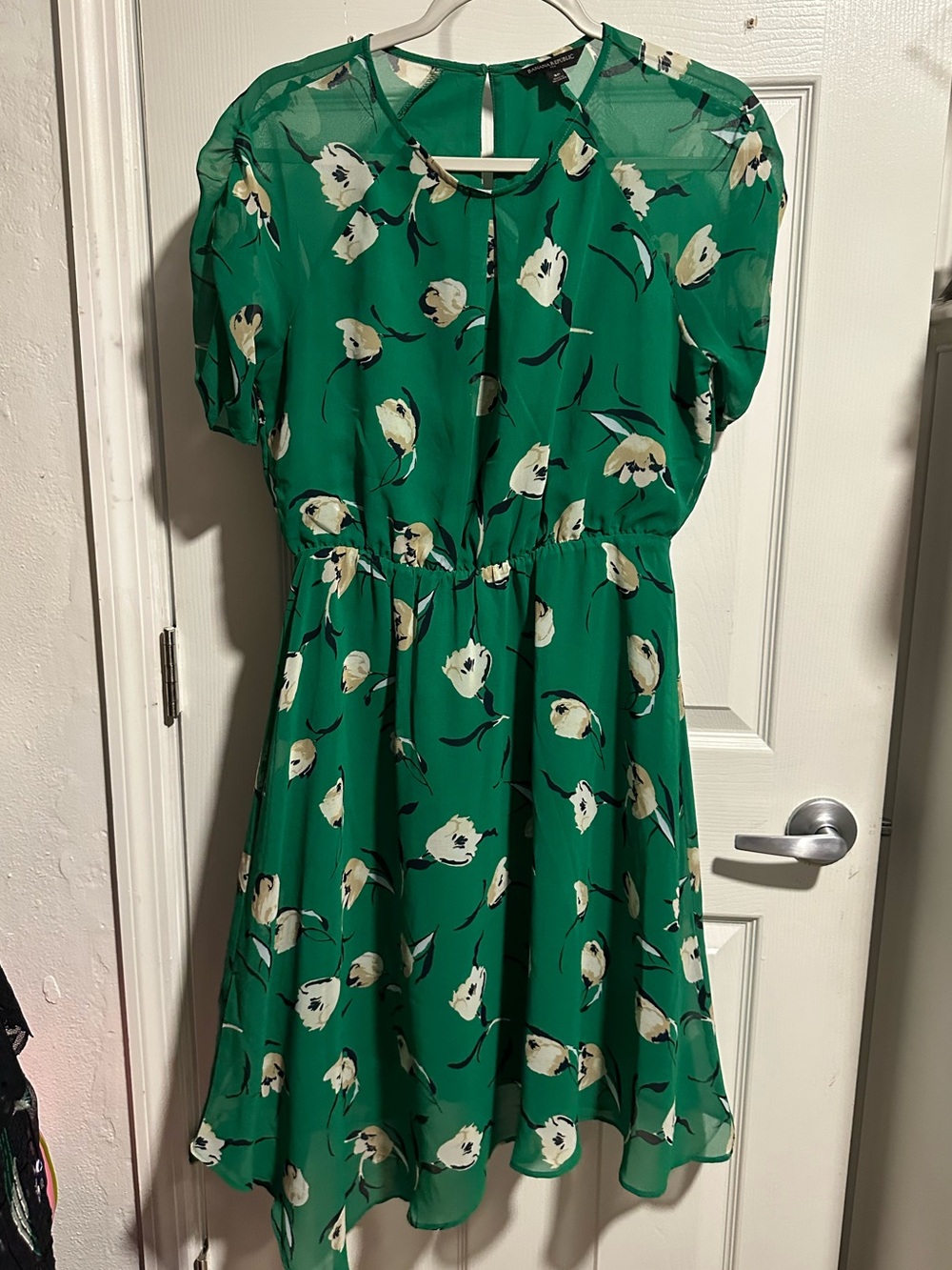 Banana Republic Kelly Green Floral Dress Asymmetrical Fit + Flare Dress Size 8P